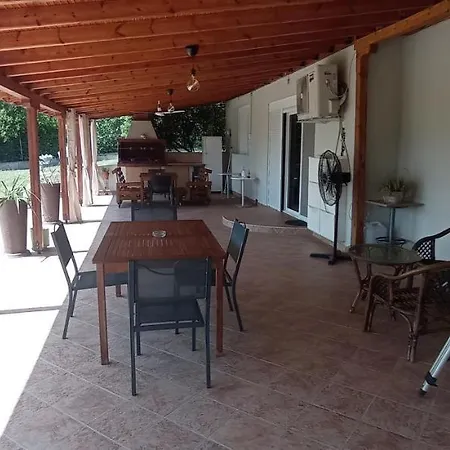 Casa Soare Дом отдыха Nea Kallikrateia