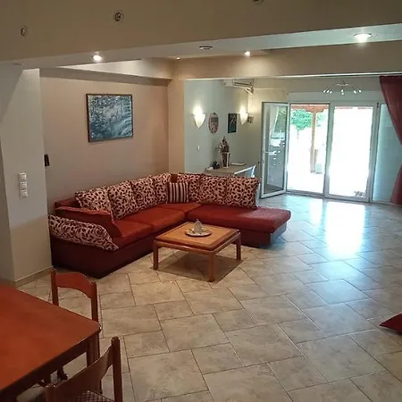 Casa Soare Дом отдыха Nea Kallikrateia